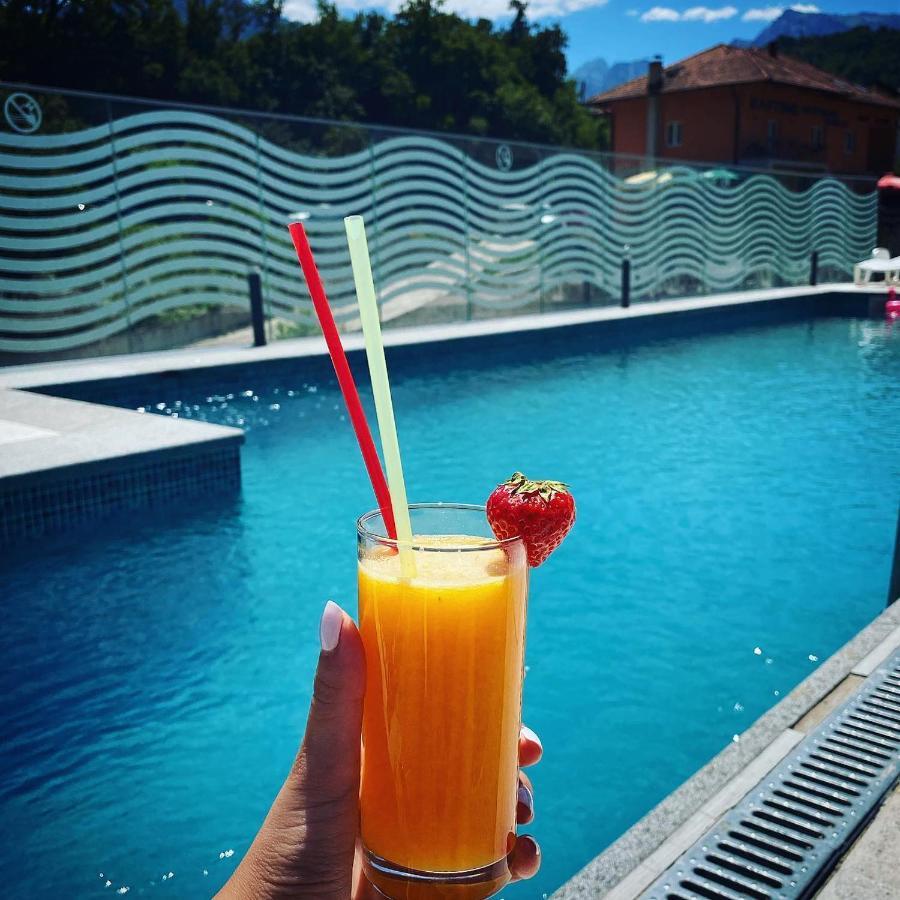 Hotel Novalic 科尼茨 外观 照片