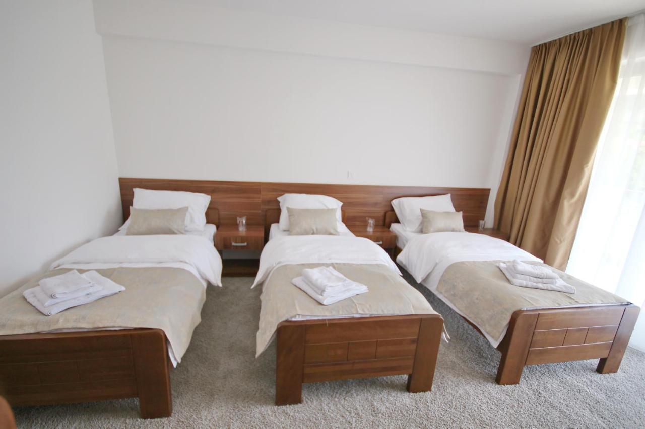 Hotel Novalic 科尼茨 外观 照片