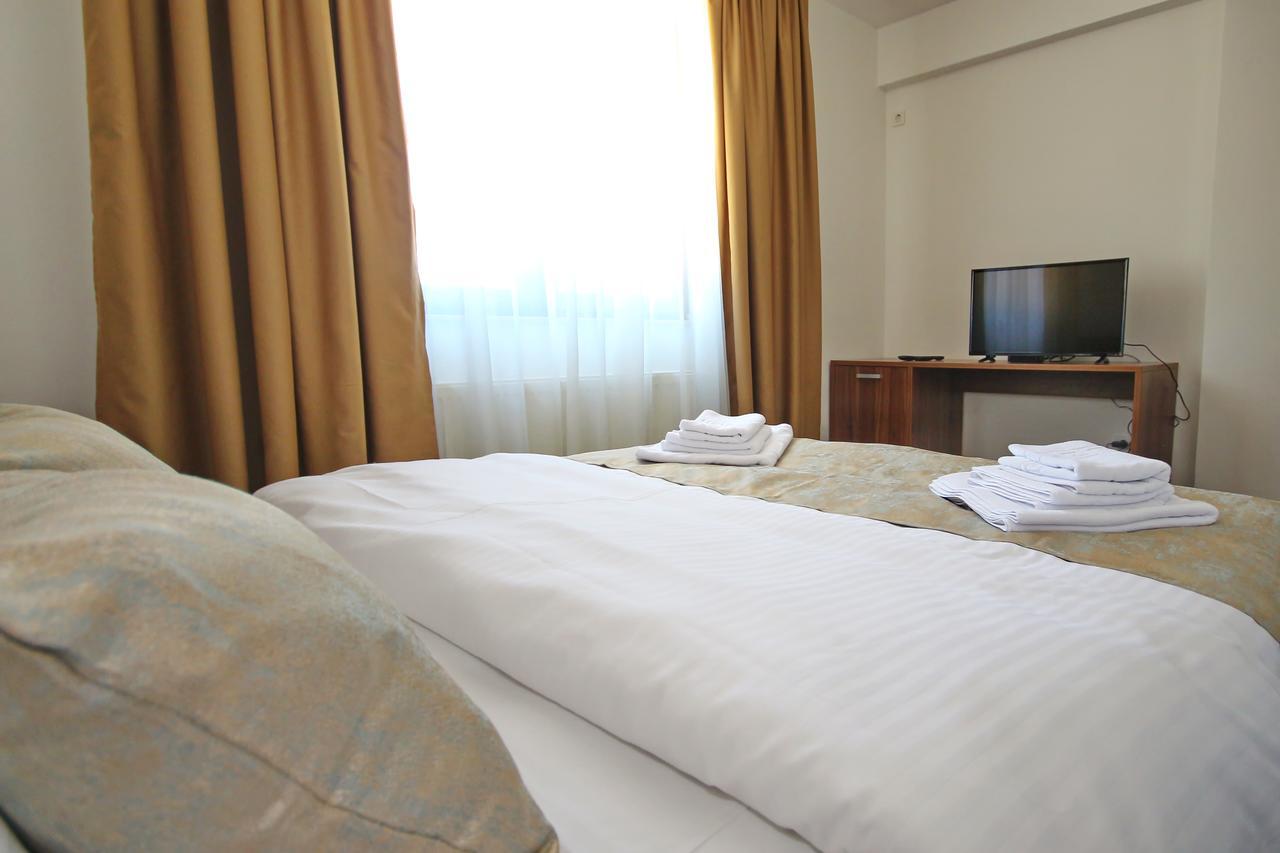 Hotel Novalic 科尼茨 外观 照片